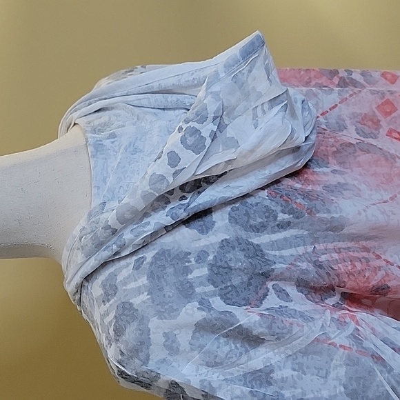 Style&Co Long sleeve top with hoodie - Picture 5 of 7